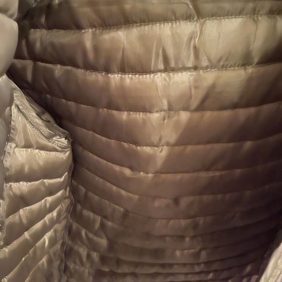 Olive green light ski jacket - Picture 4 of 4